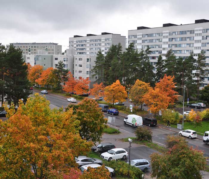 Taloyhtiöille, vesivahinko taloyhtiöissä. Kuva kerrostaloista